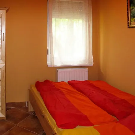 Nyaraló Holiday Petofi - Fod138